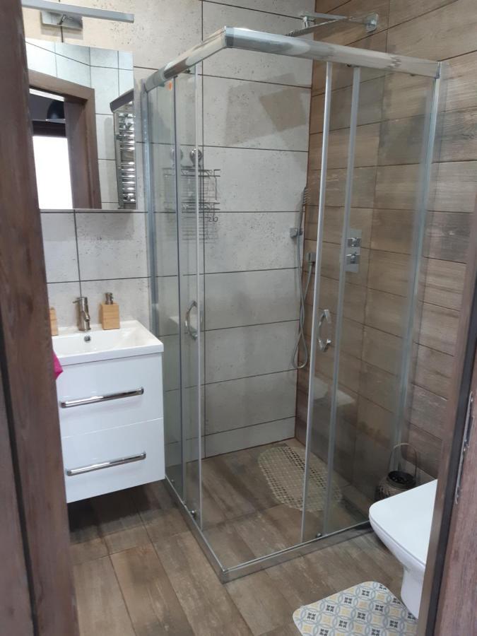 Maly Apartamencik Teo Rewal Exterior foto